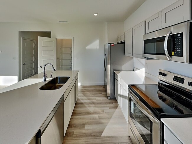 11713 Hartwell St in Indianapolis, IN - Building Photo - Building Photo