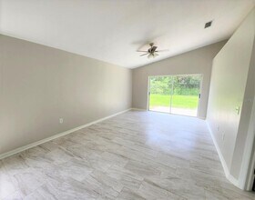 22124 Bell Harbor Dr in Land O Lakes, FL - Building Photo - Building Photo
