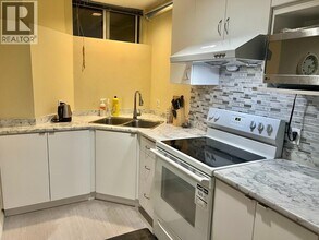 4864 WATLING St in Burnaby, BC - Building Photo - Building Photo