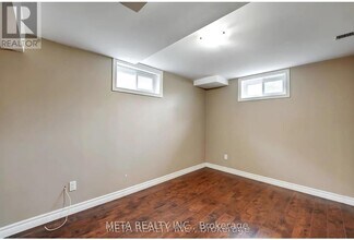 149 Riverside Dr N in Oshawa, ON - Building Photo - Building Photo