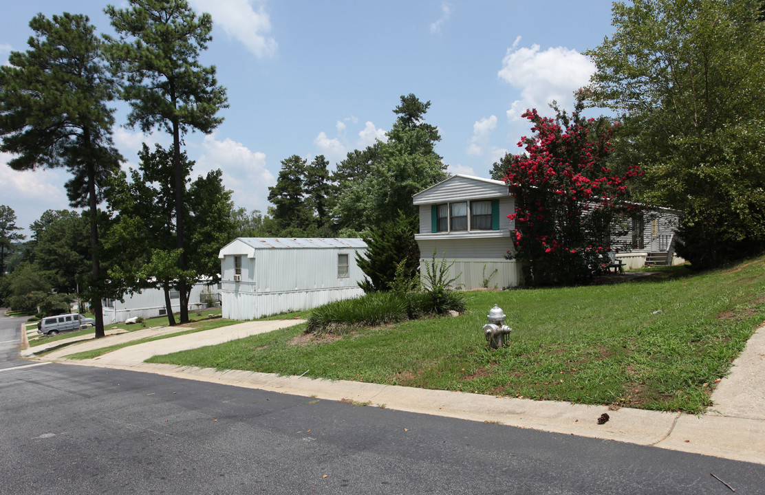 Lakeside Mobile Home Community in Ellenwood, GA - Building Photo