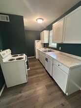 9335 La Grange Rd in Louisville, KY - Building Photo - Building Photo