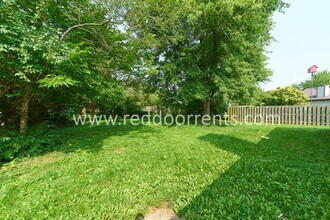 7610 Chris Anne Dr in Indianapolis, IN - Building Photo - Building Photo