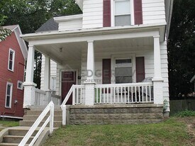 635 Lafayette Ave NE in Grand Rapids, MI - Building Photo