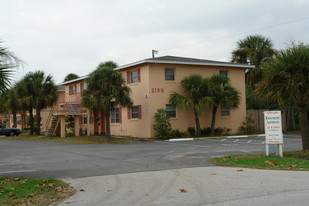 2190 S Palmetto Ave Apartments