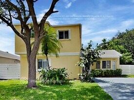 14502 SW 139th Ave Cir E in Miami, FL - Building Photo