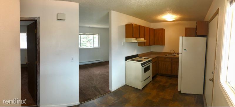 179 Glenwood Dr in Kalispell, MT - Building Photo