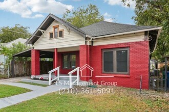 622 Denver Blvd in San Antonio, TX - Building Photo - Building Photo