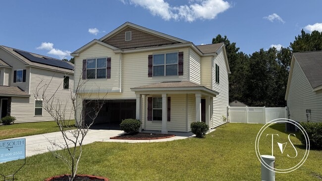 321 Connor Ct in Hinesville, GA - Building Photo - Building Photo