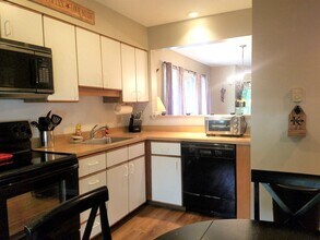 124 Old Bartlett Rd in Conway, NH - Building Photo - Building Photo