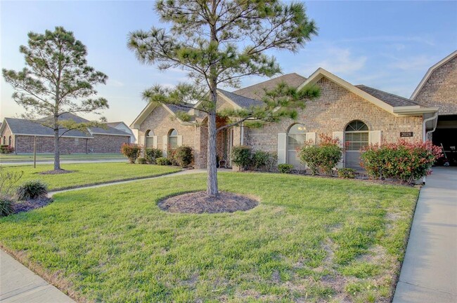 property at 2028 Verde Valley Dr