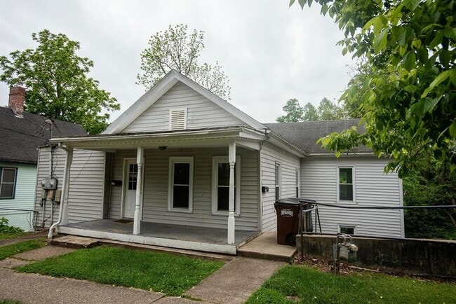 property at 119 N Congress St