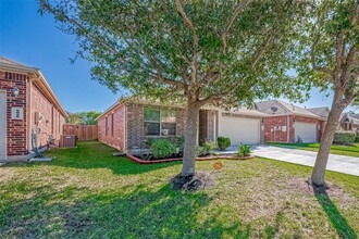 5822 Camelia Evergreen Ln in Richmond, TX - Building Photo - Building Photo