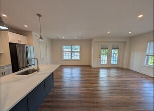 138 Highland Ave in Cheshire, CT - Building Photo - Building Photo