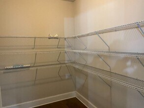 1011 Virginia Oak Ln in Lawrenceville, GA - Building Photo - Building Photo
