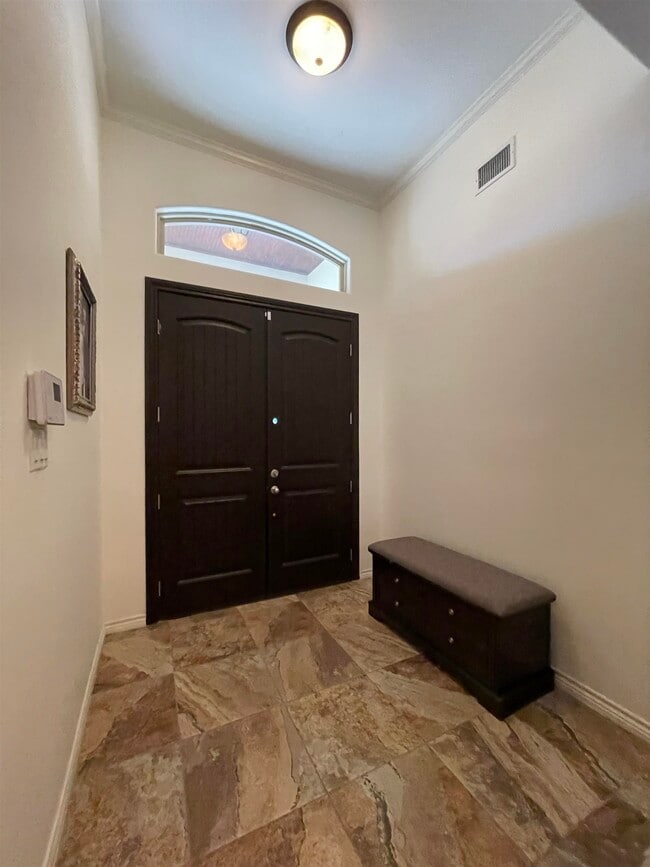 508 Washingtonia Drive in Laredo, TX - Building Photo - Building Photo