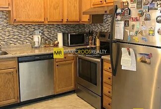 179 Adams St, Unit 21 in Newton, MA - Building Photo - Building Photo