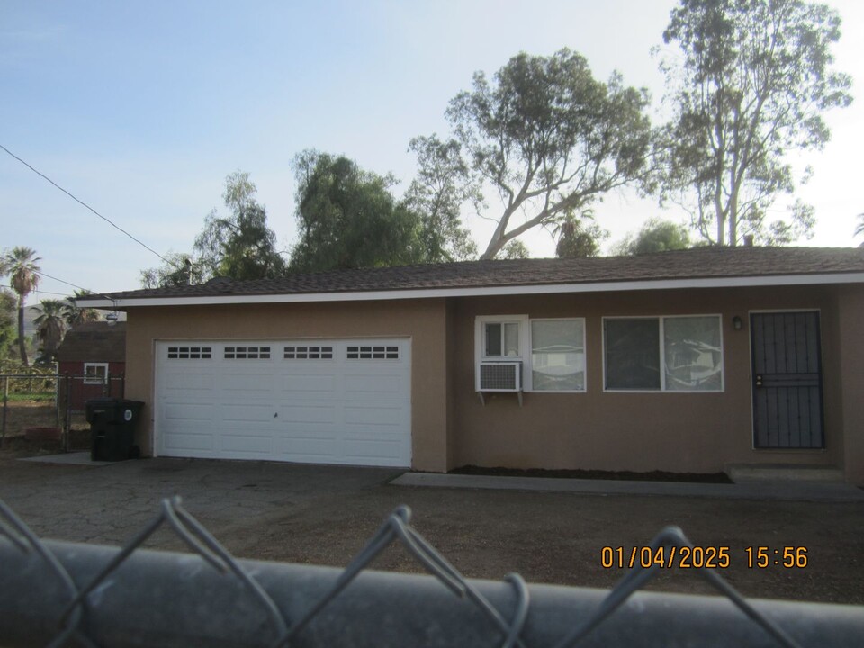 7940 Galena St in Riverside, CA - Building Photo