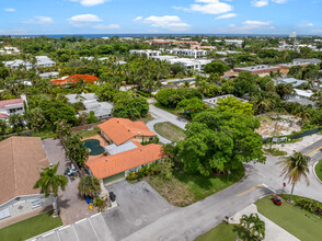 801 Bond Way in Delray Beach, FL - Building Photo - Building Photo