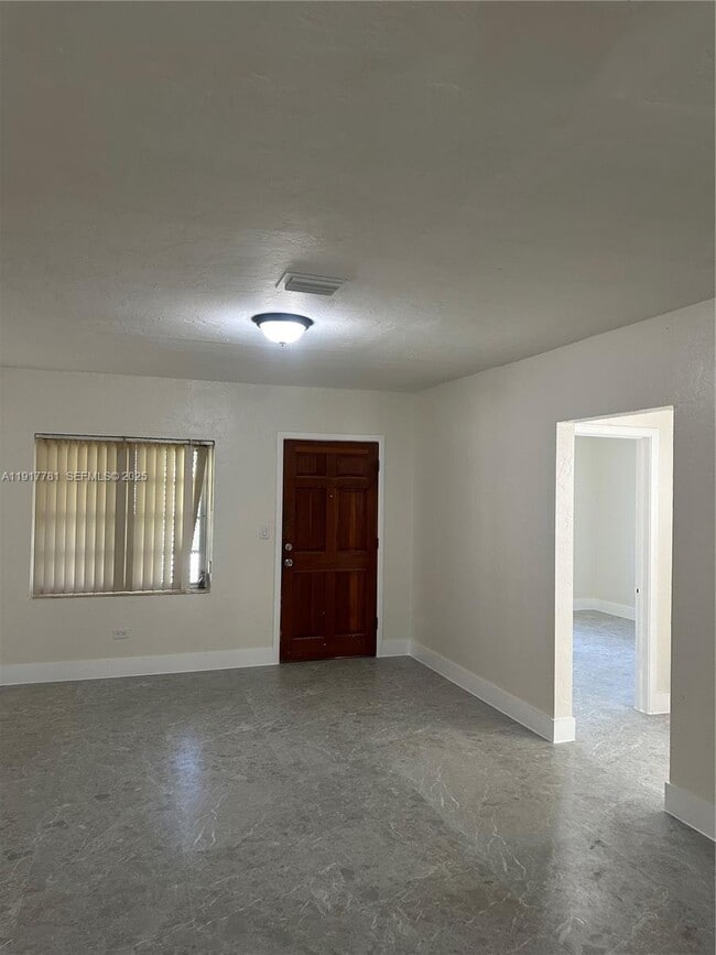 672 NW 51st St in Miami, FL - Building Photo - Building Photo