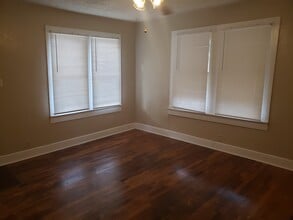 5108 Locke Ave in Fort Worth, TX - Building Photo - Building Photo