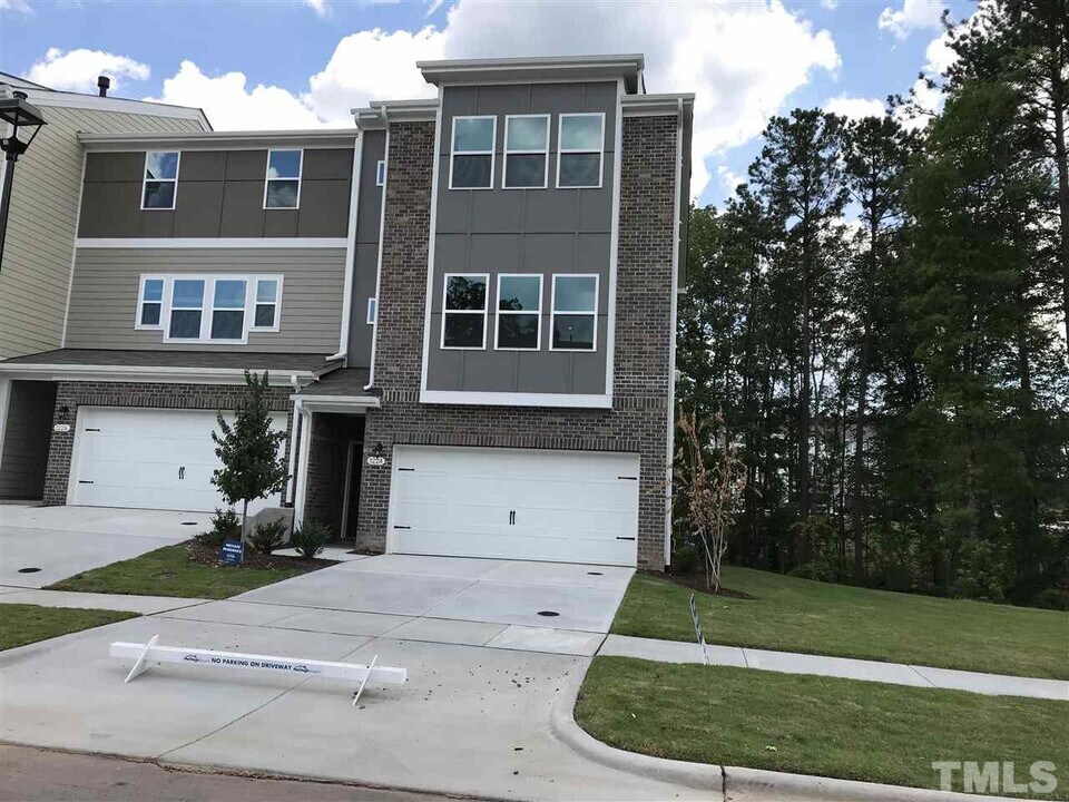 1224 Brickfield Dr in Cary, NC - Building Photo