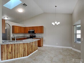 12895 Downstream Cir in Orlando, FL - Building Photo - Building Photo