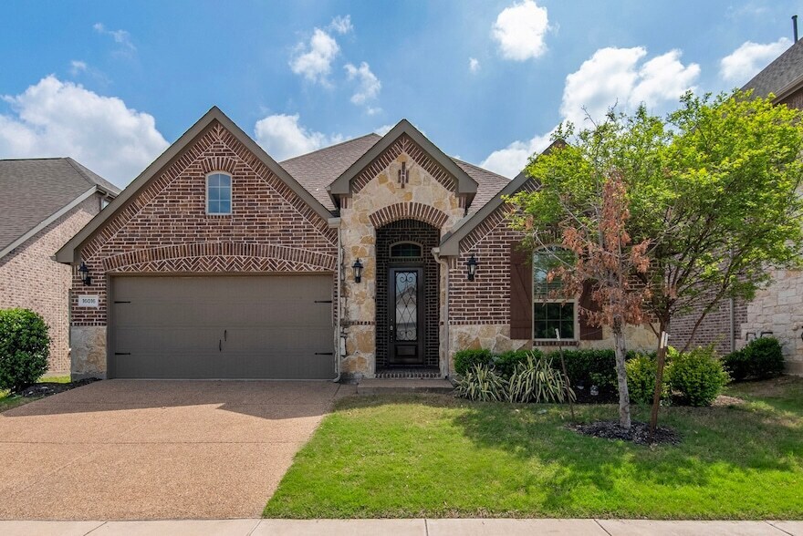 16016 Perdido Creek Trail in Prosper, TX - Foto de edificio