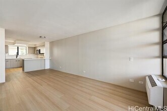 512 Iolani Ave in Honolulu, HI - Building Photo - Building Photo