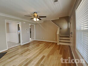 1166 Waterlyn Dr in Greensboro, NC - Building Photo - Building Photo