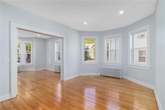43 E George St-Unit -1 in Providence, RI - Building Photo - Building Photo