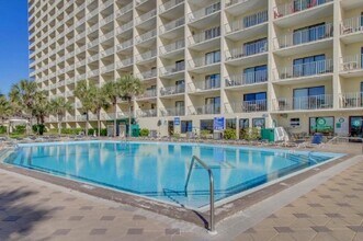 8743 Thomas Dr in Panama City Beach, FL - Building Photo - Building Photo