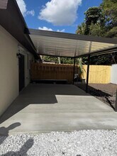 3760 Mil-Stream Ct in Greenacres, FL - Foto de edificio - Building Photo