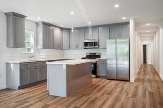 5187 20th St, Unit 5187 in Los Angeles, CA - Building Photo - Building Photo