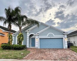 207 Vizcay Way in Davenport, FL - Building Photo