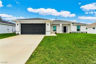 3509 NE 21st Ave in Cape Coral, FL - Building Photo