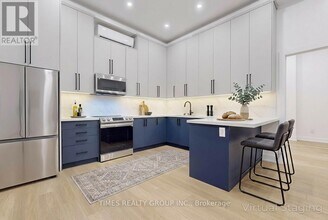 71 Gloucester St in Toronto, ON - Building Photo - Building Photo