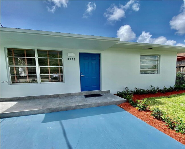 property at 6732 SW 15th St
