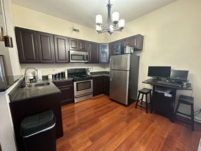 830 Alabama St-Unit -106 in Indianapolis, IN - Building Photo - Building Photo