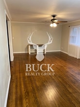 10401 Ridgeview Dr in The Village, OK - Building Photo - Building Photo