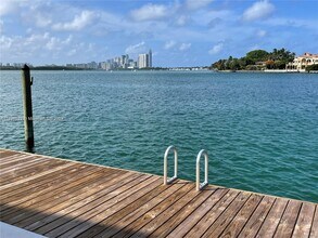 10281 E Bay Harbor Dr-Unit -D1 in Bay Harbor Islands, FL - Building Photo - Building Photo