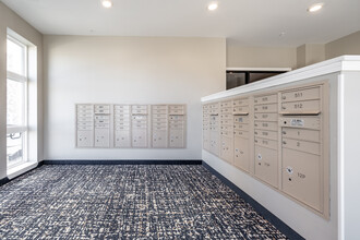 Concord at Marketplace 55+ Independent Living in West Des Moines, IA - Building Photo - Interior Photo