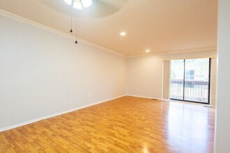 9036 Early April Way in Columbia, MD - Building Photo - Building Photo