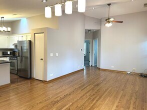 809 Spring Creek Ct in Elk Grove Village, IL - Building Photo - Building Photo