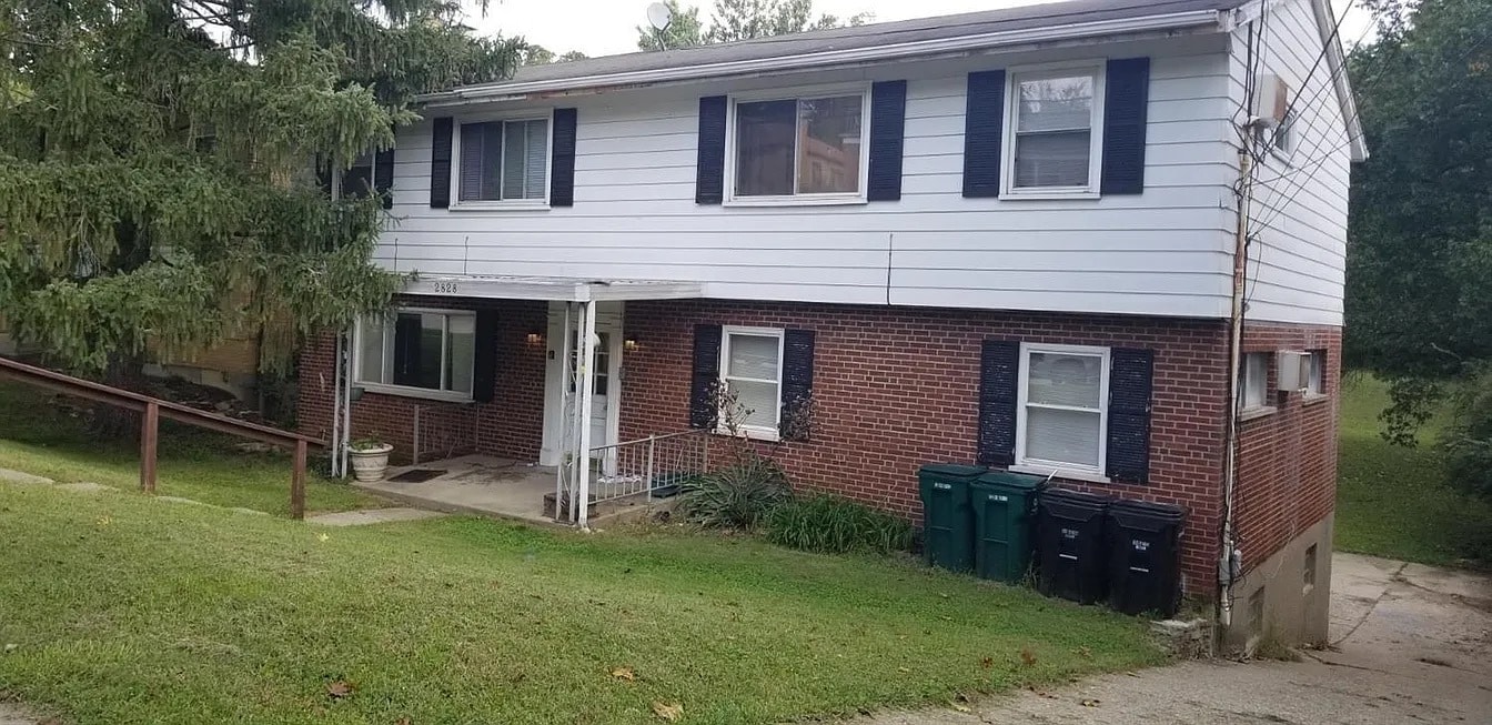 2828 Lafeuille Ave in Cincinnati, OH - Foto de edificio