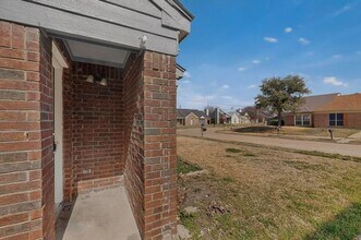 926 Binbrook Dr in Mesquite, TX - Building Photo - Building Photo