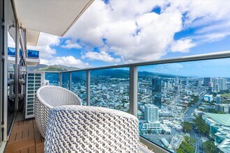 1631 Kapiolani Blvd, Unit #4407 in Honolulu, HI - Foto de edificio - Building Photo