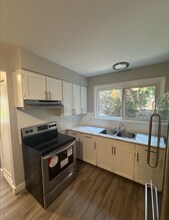 36 Orchard Heights Drive in Chatham, ON - Building Photo - Building Photo