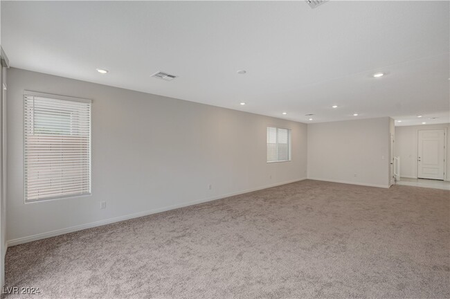 10198 Eden Mountain St in Las Vegas, NV - Building Photo - Building Photo