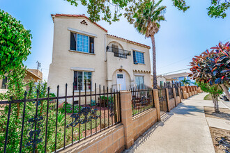 6148 Dennison St in Los Angeles, CA - Building Photo - Building Photo